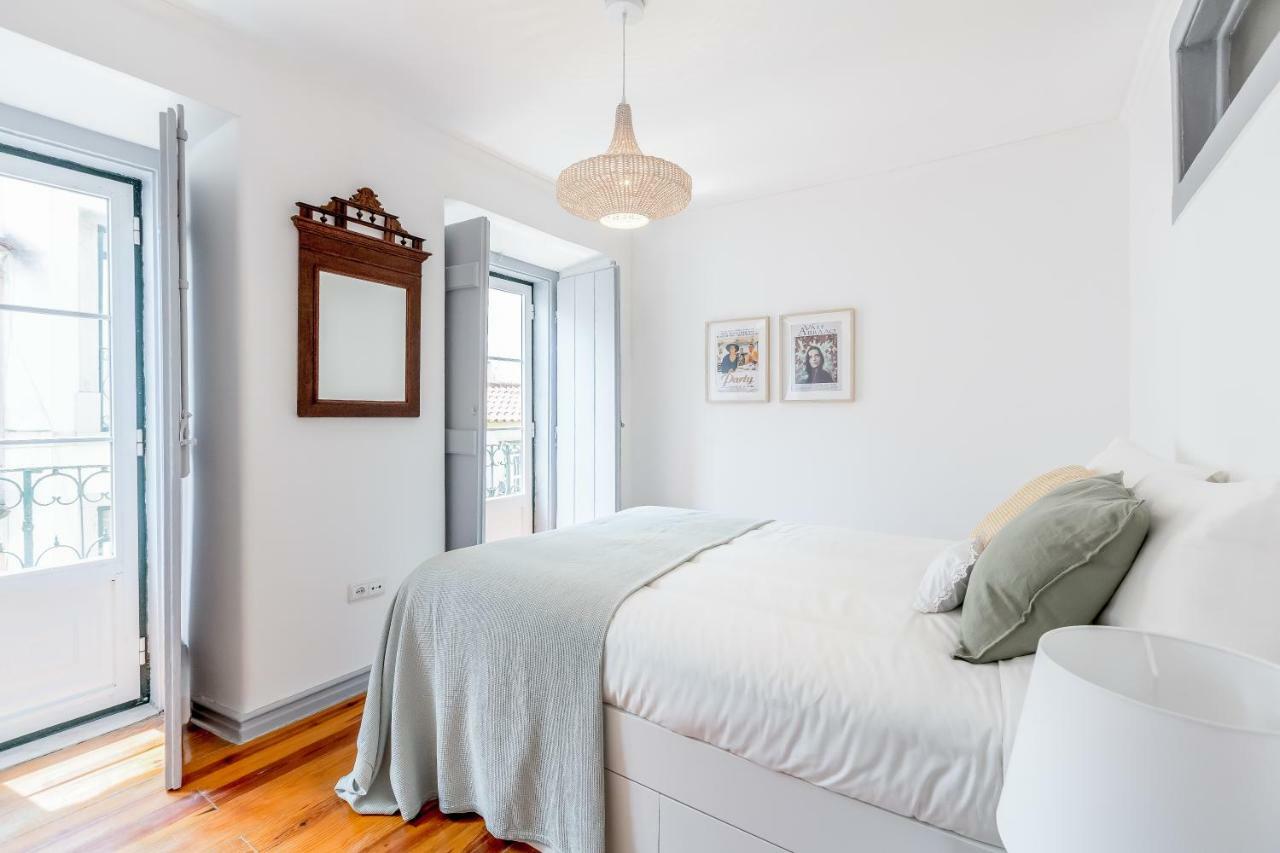 Alfama Spacious And Central Amazing Apartment, By Timecooler Lisboa Dış mekan fotoğraf